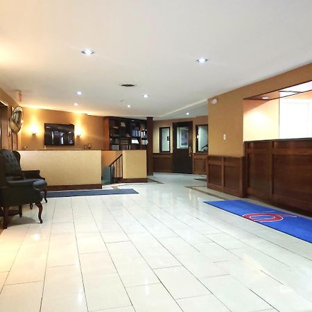Motel 6-Trenton, On Ngoại thất bức ảnh