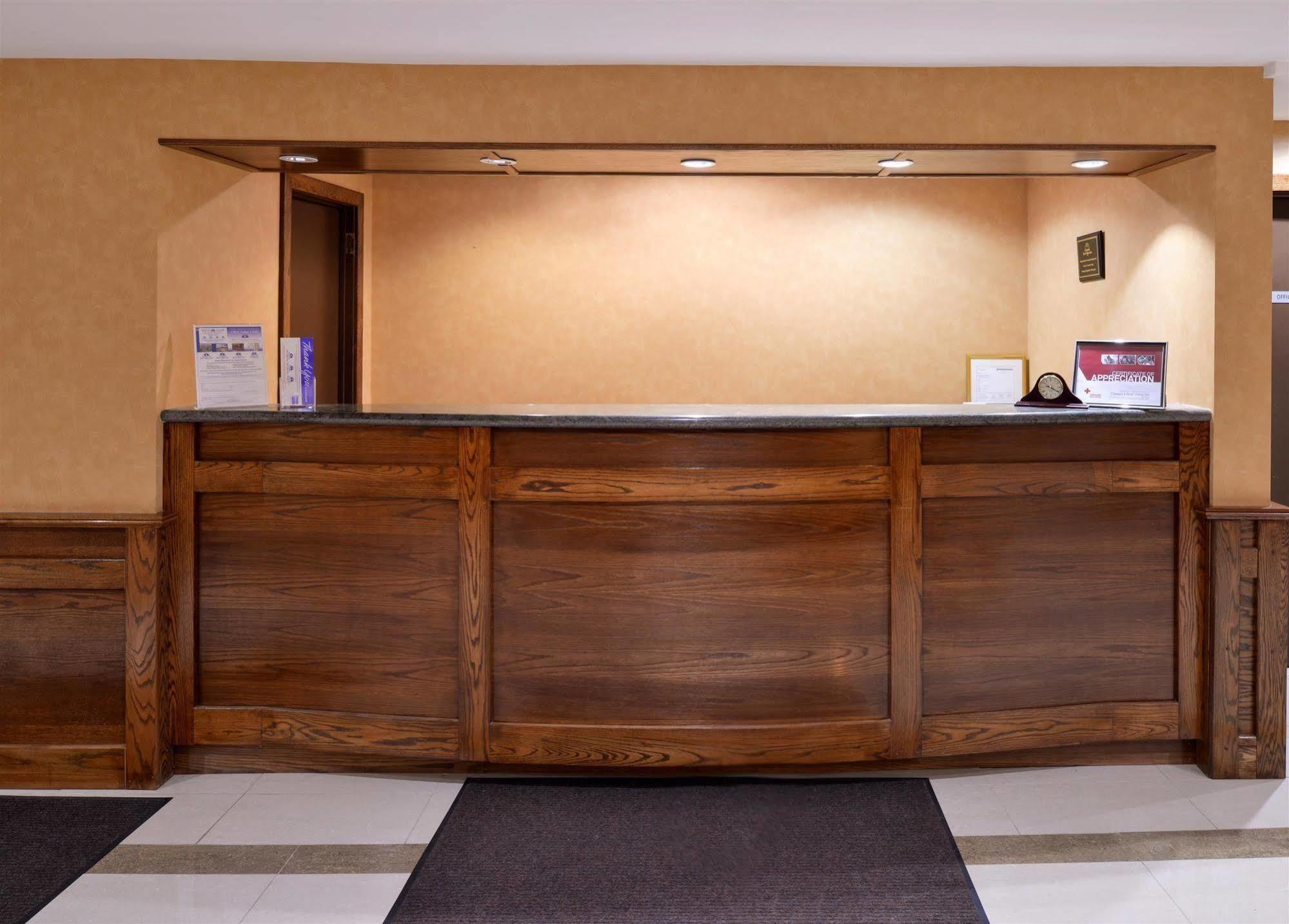 Motel 6-Trenton, On Ngoại thất bức ảnh
