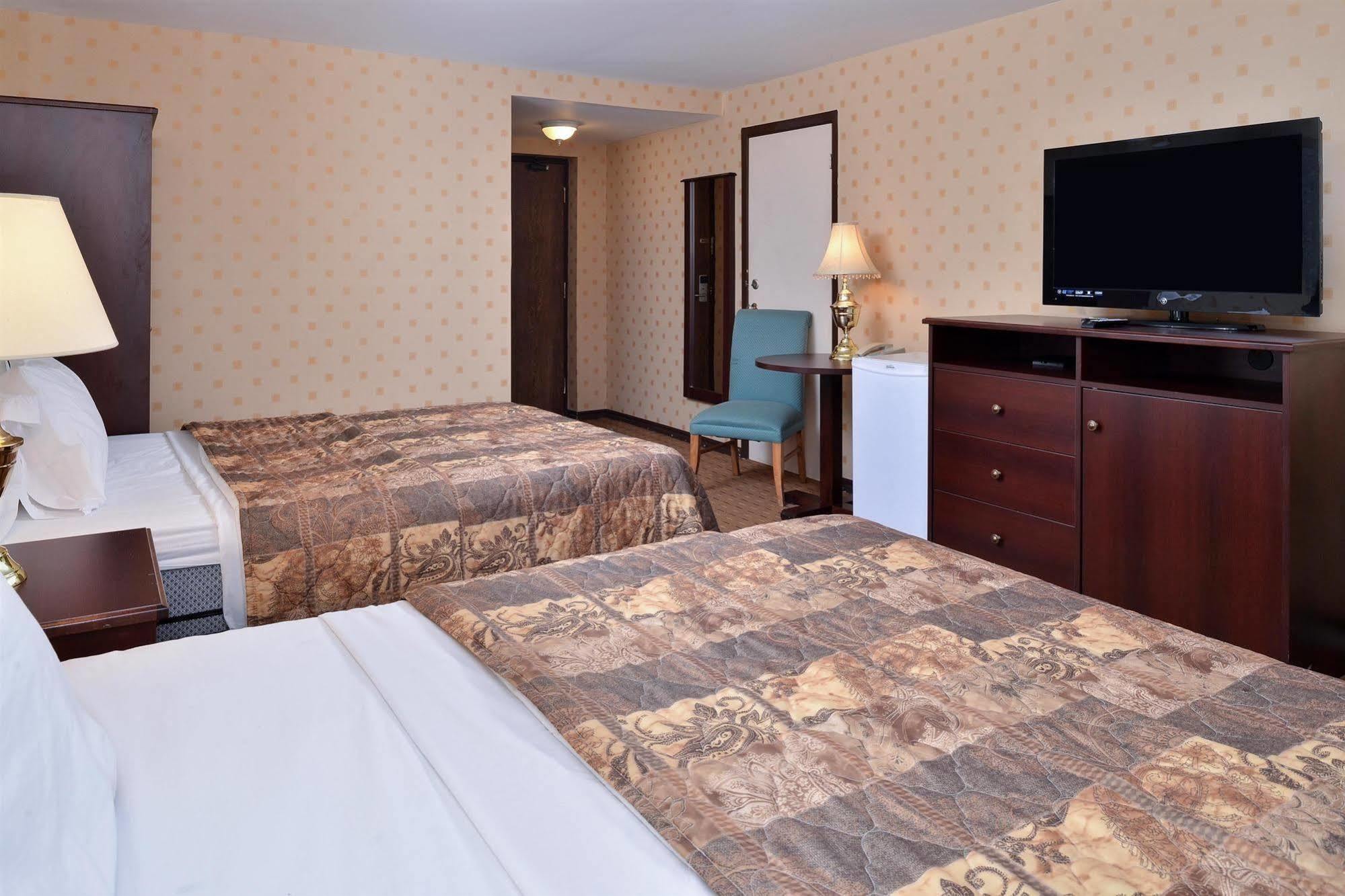 Motel 6-Trenton, On Ngoại thất bức ảnh