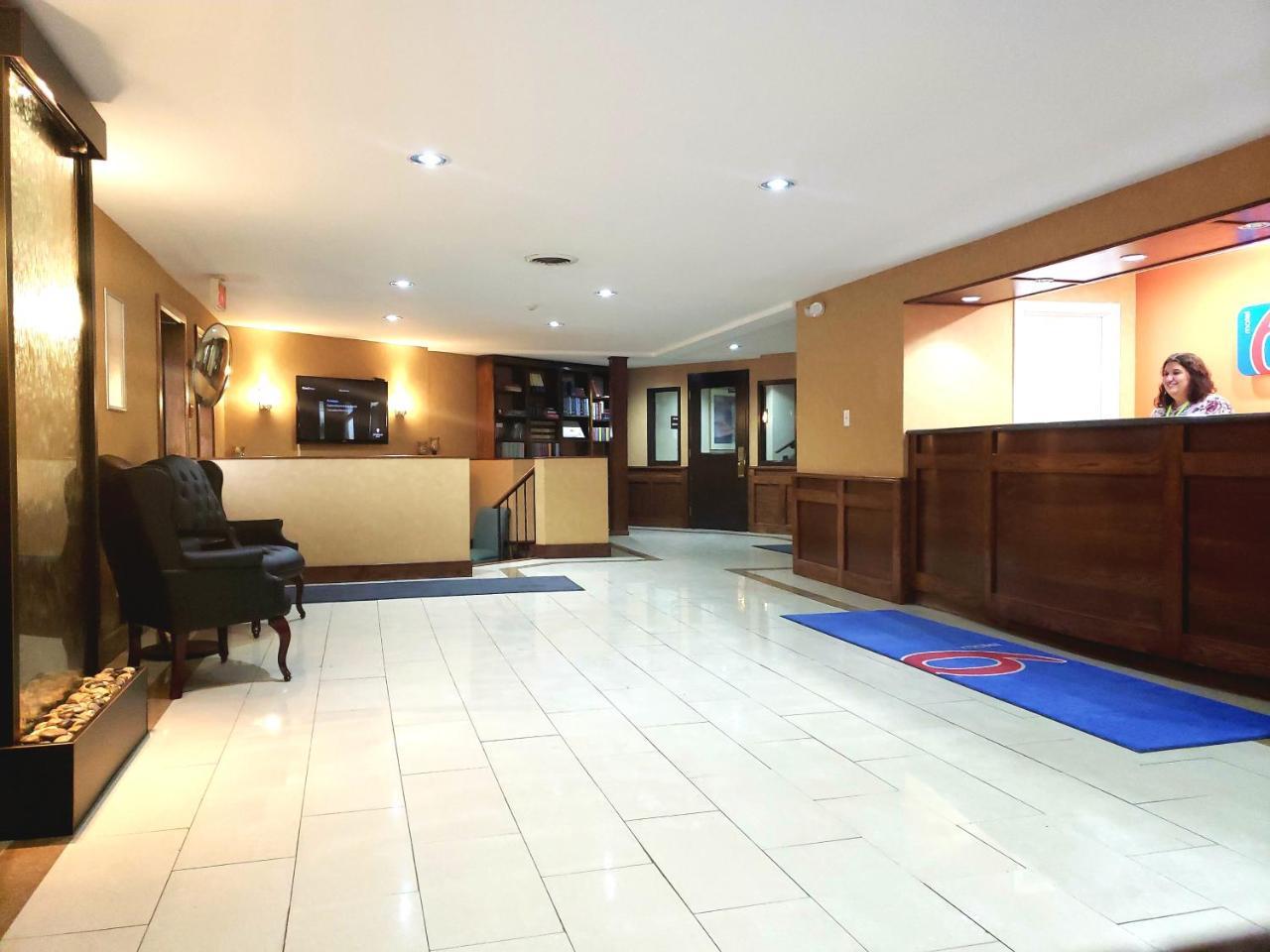 Motel 6-Trenton, On Ngoại thất bức ảnh
