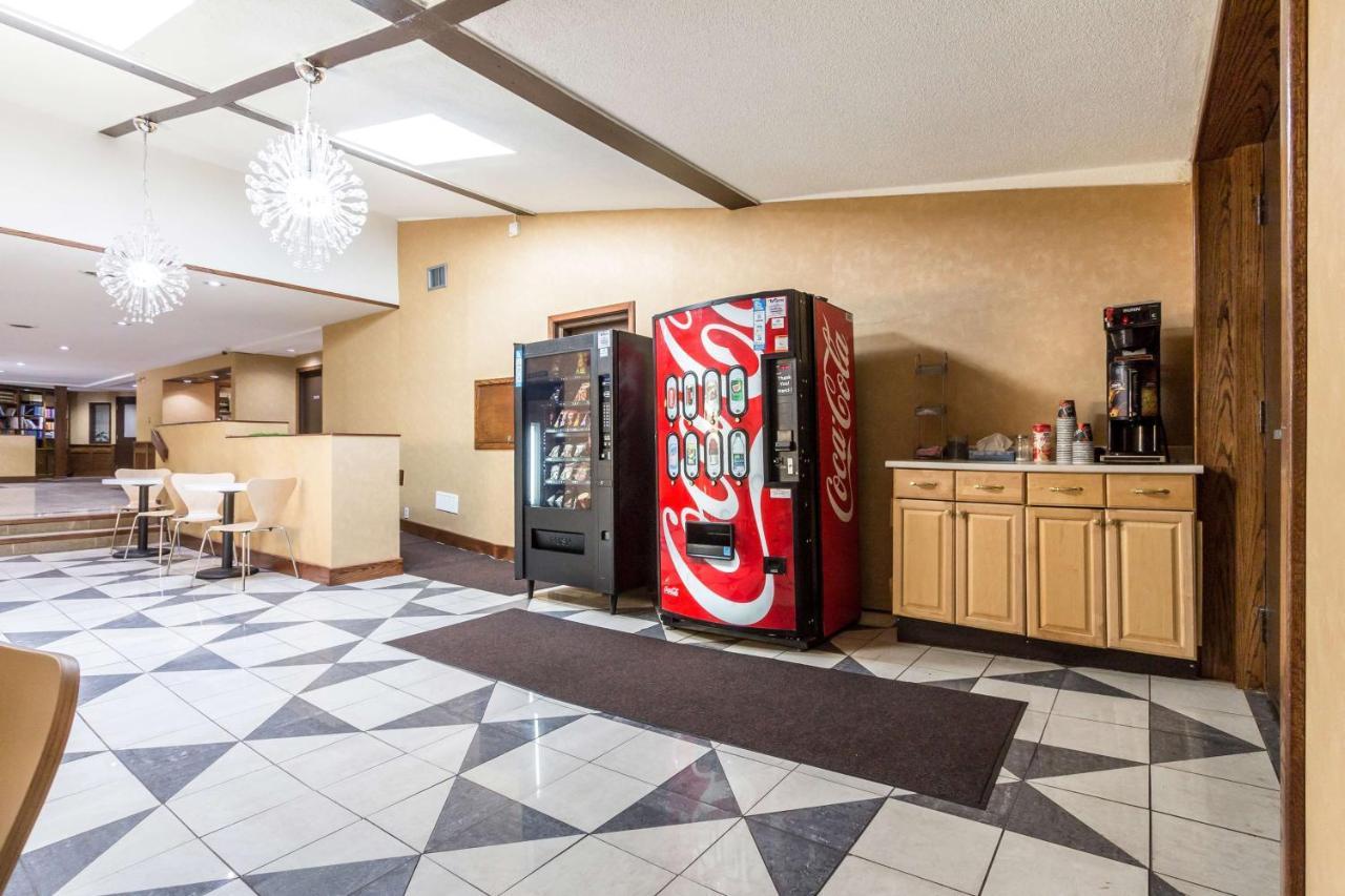 Motel 6-Trenton, On Ngoại thất bức ảnh